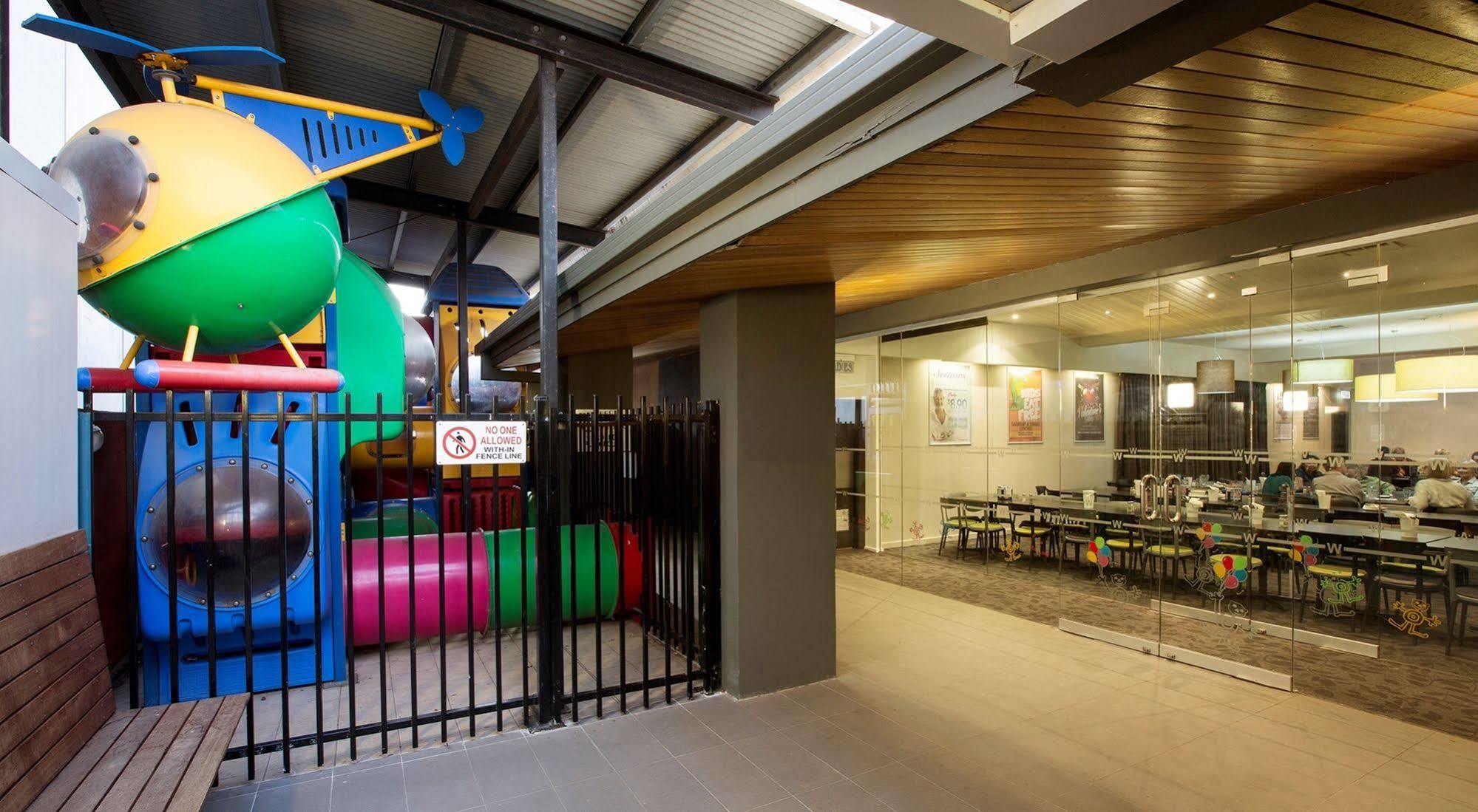Nightcap At Westside Hotel Laverton Exterior foto